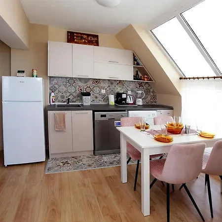 Lazur Sunrise Апартаменты *