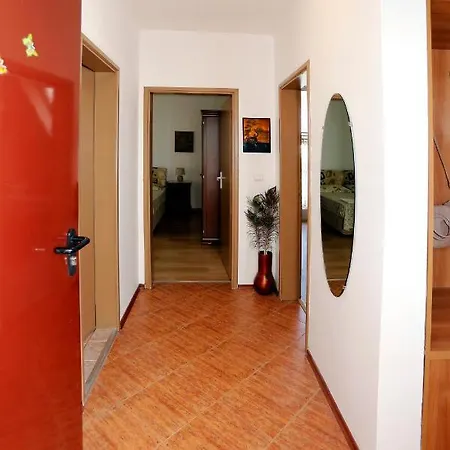 Апартаменты Lazur Sunrise Бургас