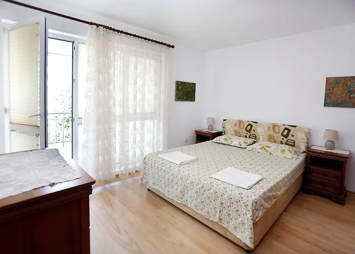 Апартамент Lazur Sunrise