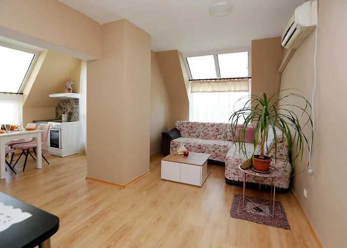 Апартамент Lazur Sunrise *